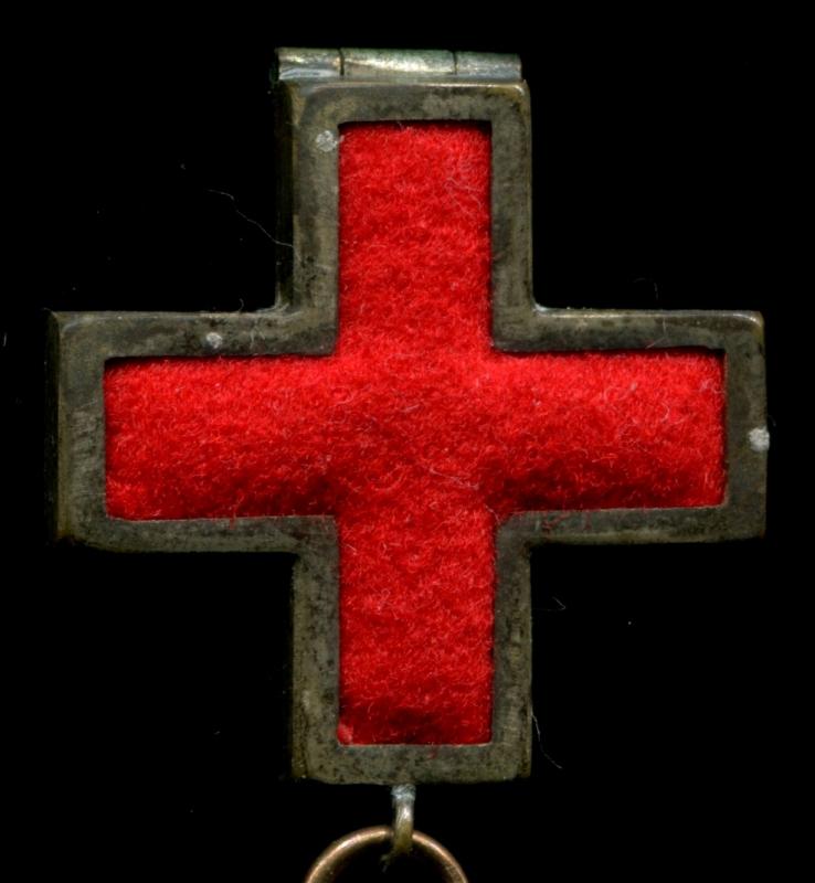 Russo-Japanese War Relief Commemorative Medal  of Japanese Red Cross Society 日本赤十字社 救護紀念章 明治三十七八年戰役章.jpg