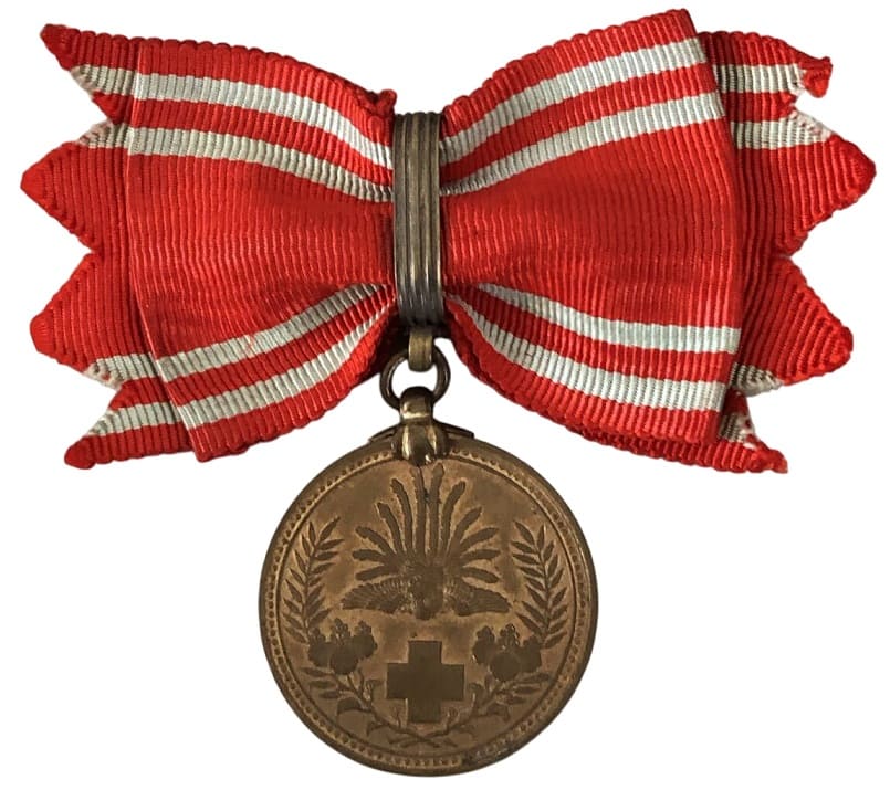 Russo-Japanese War Relief Commemorative Medal of Japanese Red Cross Society.jpg