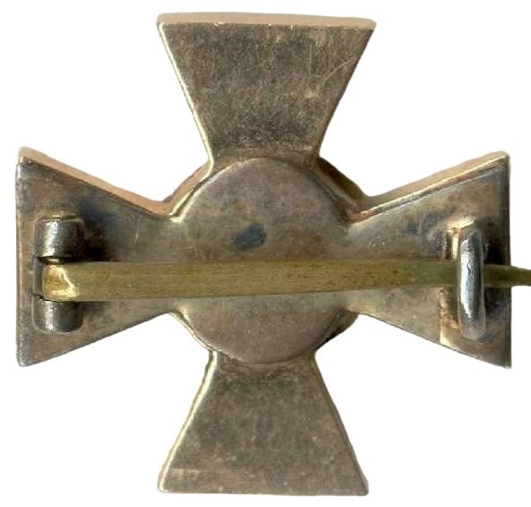 Saint George cross for edged  weapon.jpg