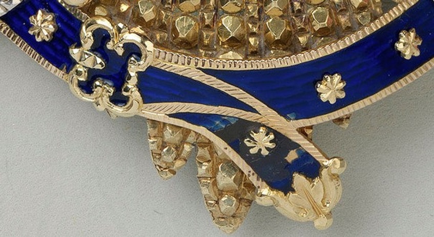 Saxe-Ernestine House  Order Sachsen-Ernestinischer Hausorden combined with the Order of the Garter.jpg