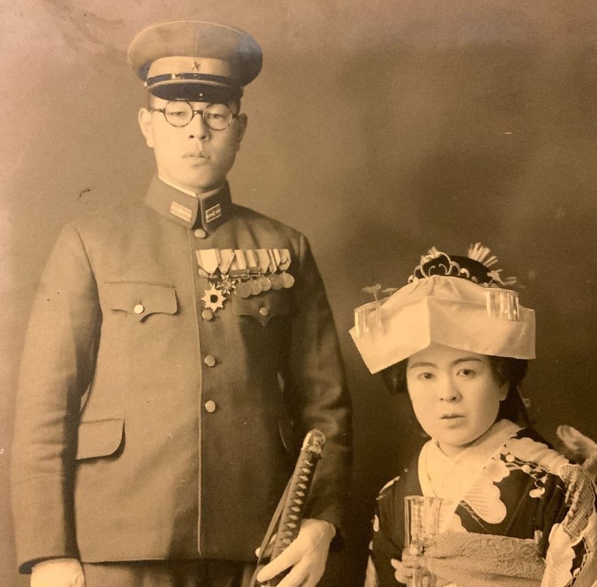 Second lieutenant with his wife.jpg