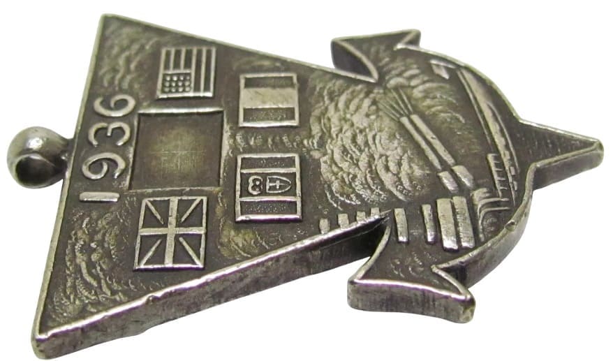 Second London   Naval Disarmament Conference  Badge.jpg