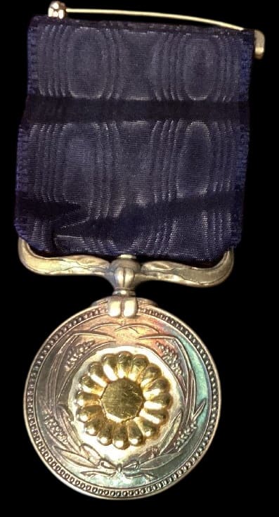 Shinto Priest 3rd Class Merit Medal.jpg