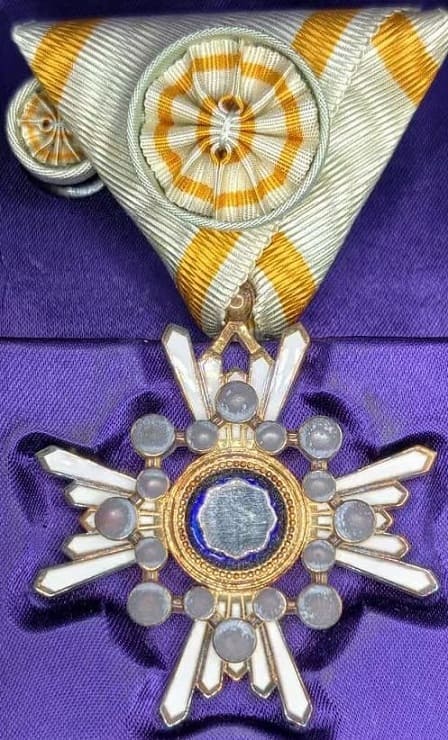 Sick 4th class Sacred Treasure order.jpeg