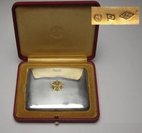 Silver Cigarette Case with Manchukuo Imperial Seal made by Mitsukoshi.jpg