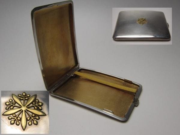 Silver Cigarette Case with  Manchukuo Imperial Seal made by Mitsukoshi.jpg