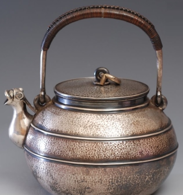 silver kettle.jpg