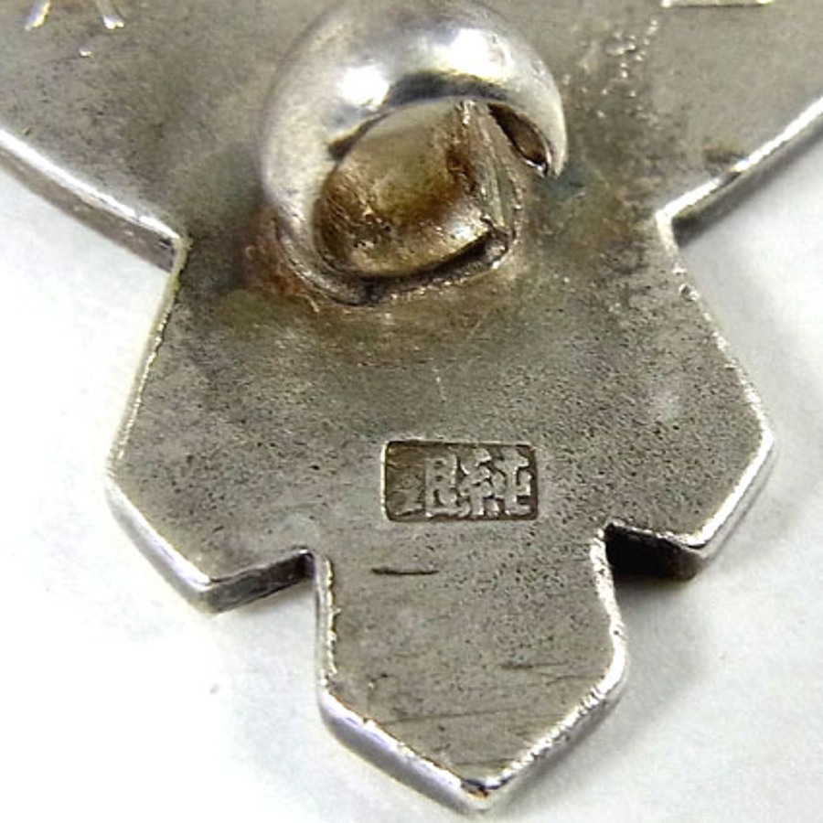 Special Member's Badge of Imperial Soldiers' Support Association.jpg