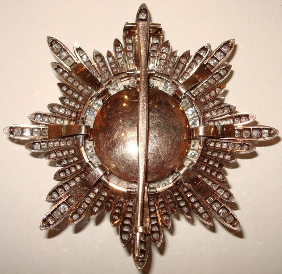 St.Alexander Nevsky Order  breast star with Diamonds for Non-Christians.jpg