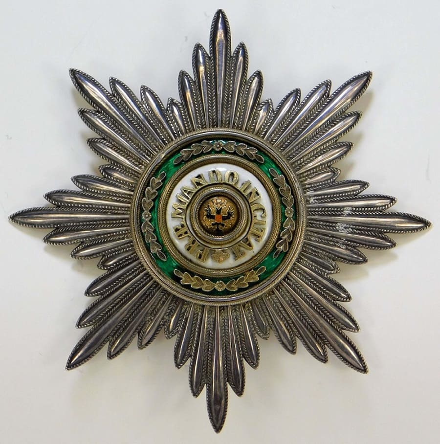 St.Stanislaus Orders breast star for Non-Christians.jpg