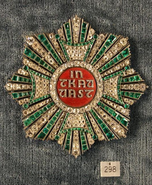 Star of the Order of St. Hubertus (with brilliants).jpg