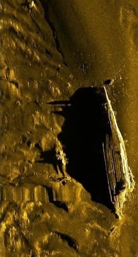 Starboard to port sonar.jpg