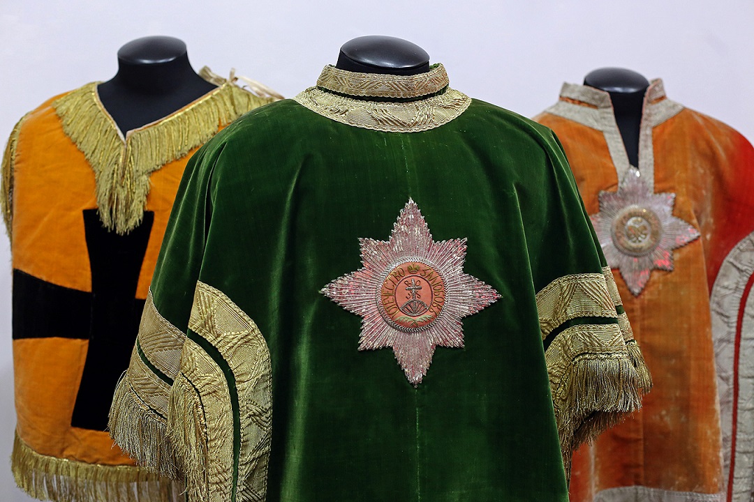 Супервест для герольда ордена св. Екатерины.jpeg