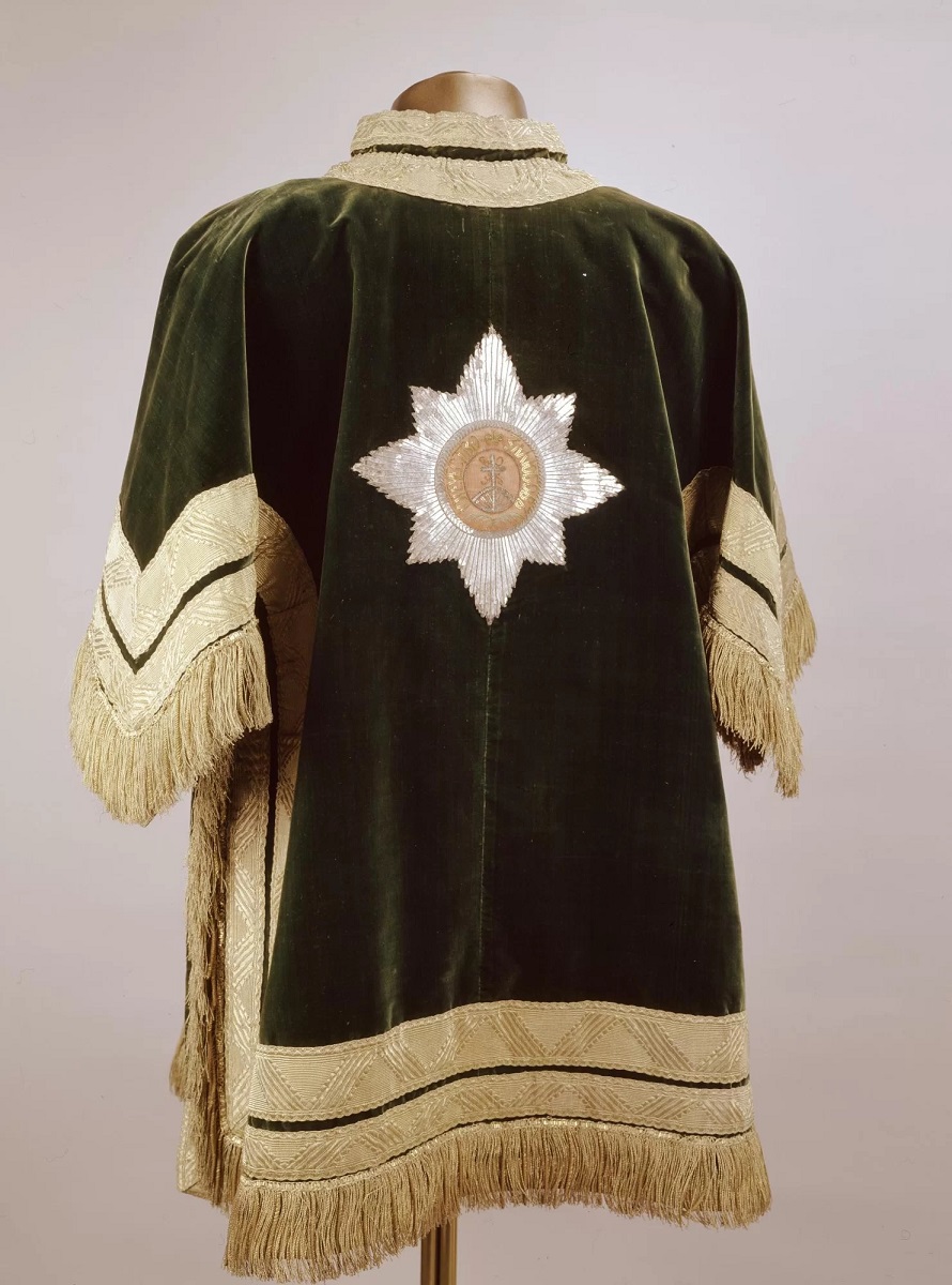 Супервест для герольда ордена св. Екатерины.jpg