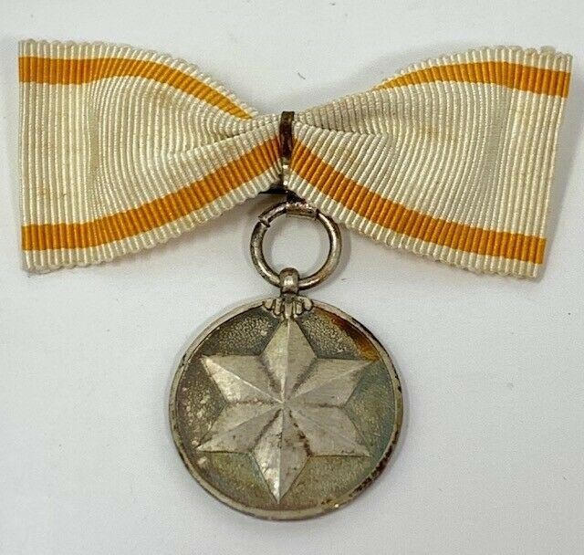 Supporting  Member's Badge of Imperial Soldiers' Relief Association.jpg