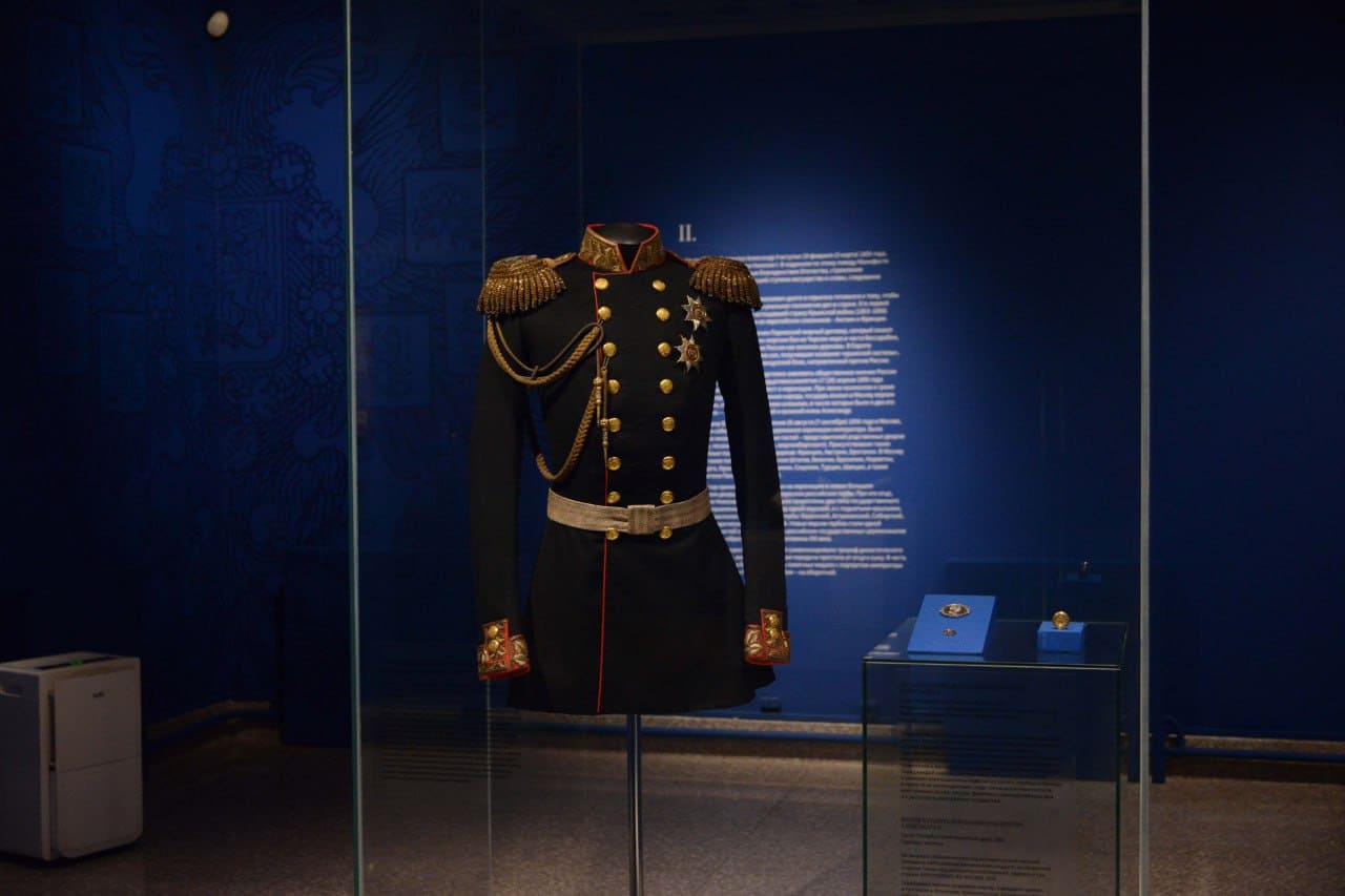 The coronation  uniform with scarf.jpg