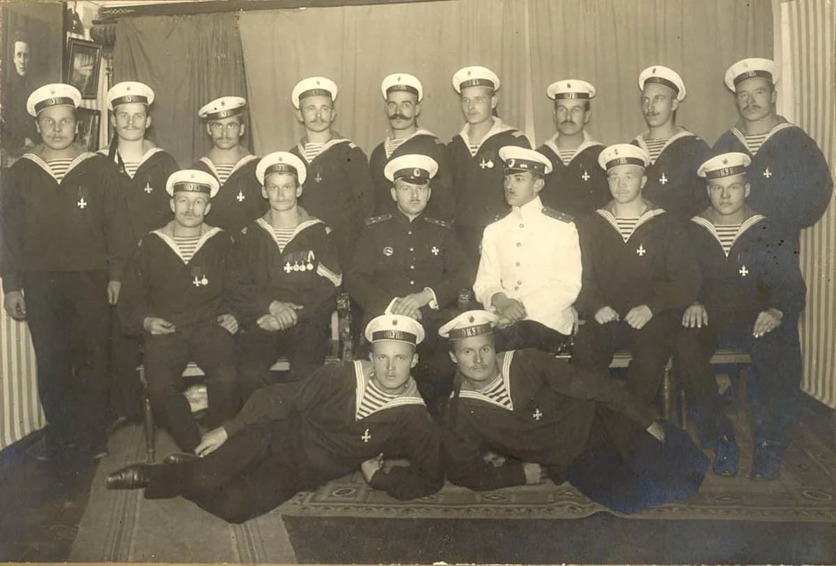 The crew of the Okun submarine after being awarded the St. George Crosses.jpg