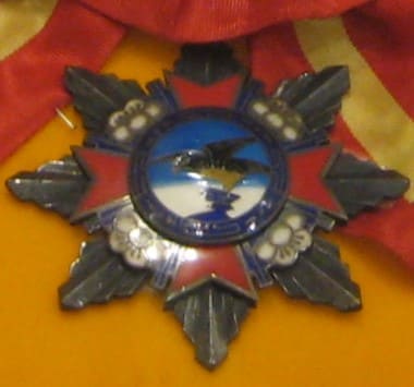 The_Order_of_National_Glory_Awarded_to _Chiang_ Kai-Shek.jpg