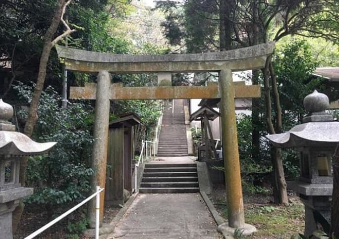 Torii.jpg