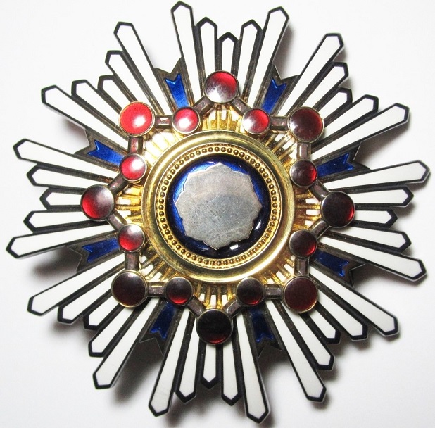 Trident Breast Star of the Order of the Sacred Treasure.jpg