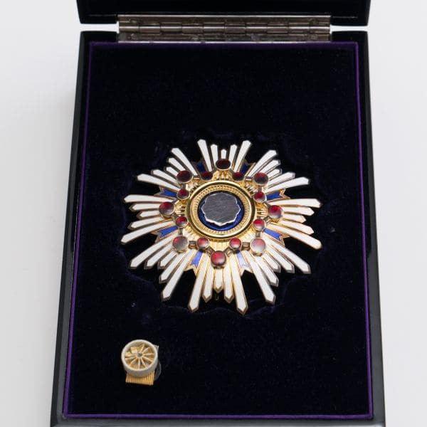 Trident  Breast  Star of the Order  of the Sacred Treasure.jpg