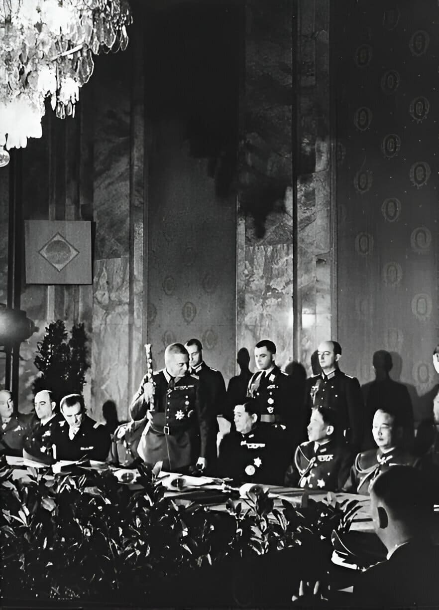 Tripartite Pact Signing.jpg