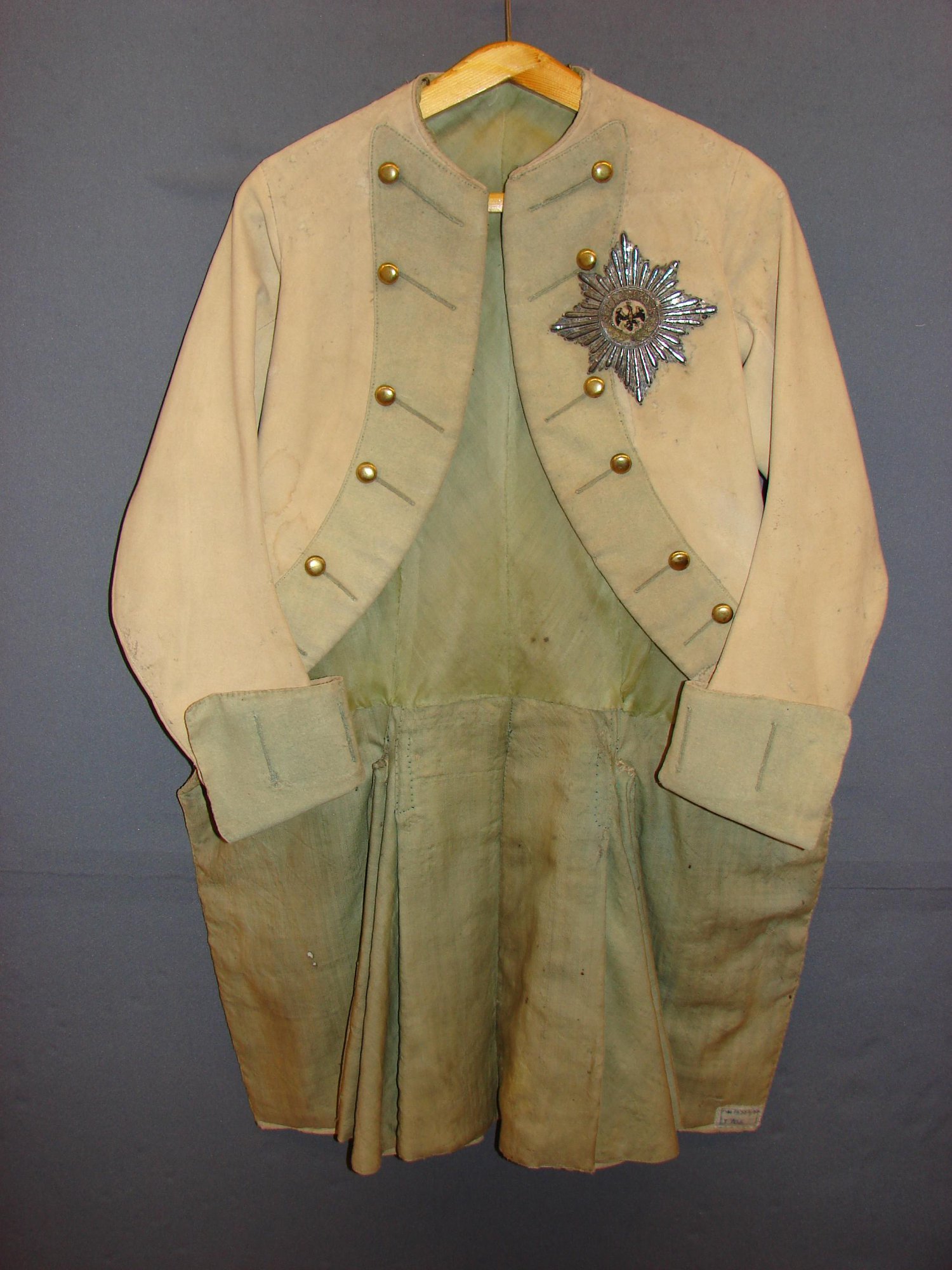 Tunica of Peter III.jpg