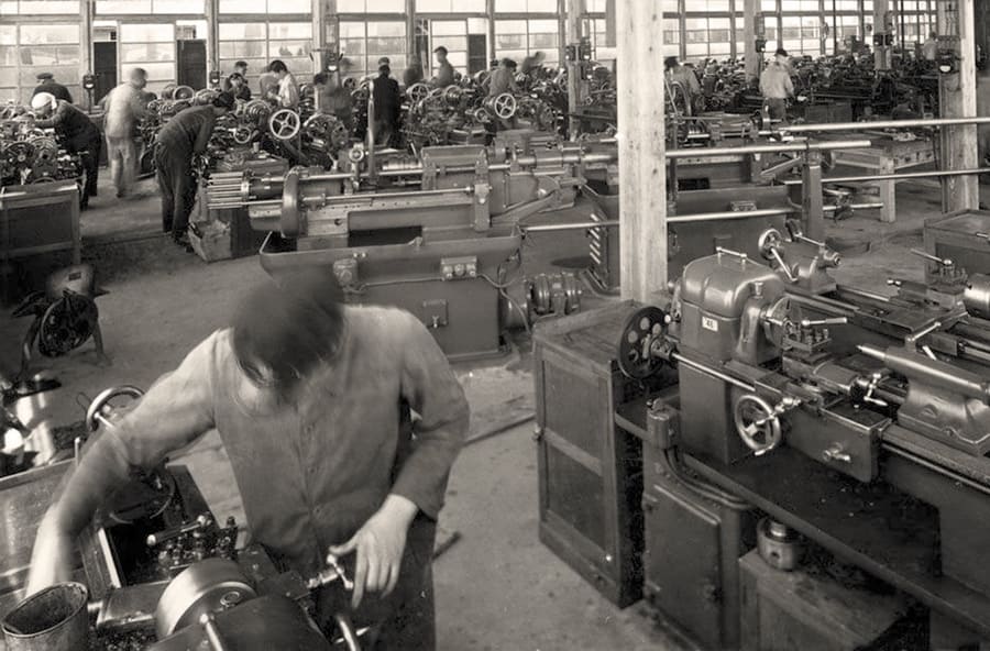 Turning shop at the Foerster factory. Photo courtesy of Erica Foerster.jpg