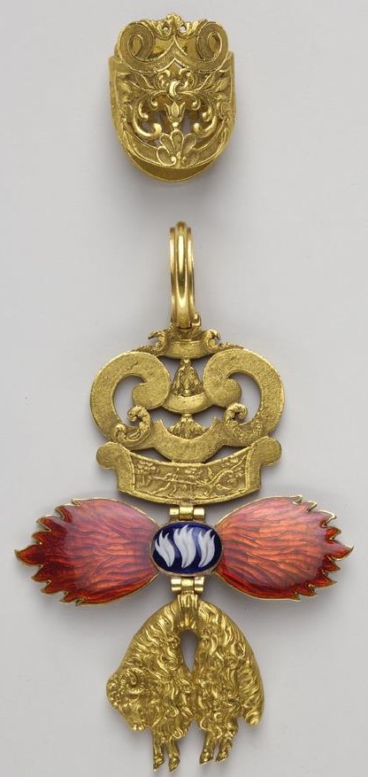 Wellington badge of Golden Fleece.jpg