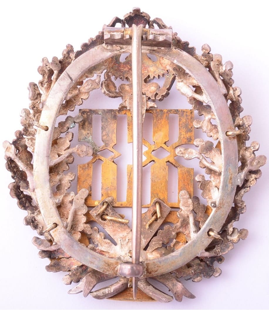 Women's  Medical Courses Completion Badge made by Nichols&Plinke.jpg Women's  Medical Courses Completion Badge made by Nichols&Plinke.jpg