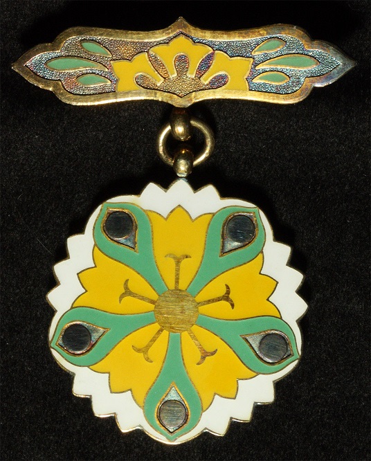 Yellow Merit Membership Badge of Saiseikai.jpg