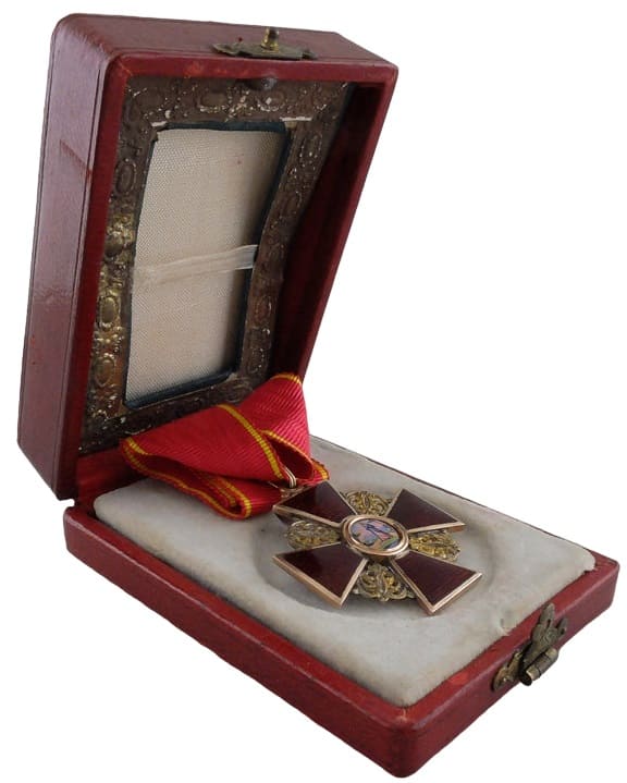 Знак Ордена Св. Анны  3-й  степени Фирма Юлиуса Кейбеля.jpg