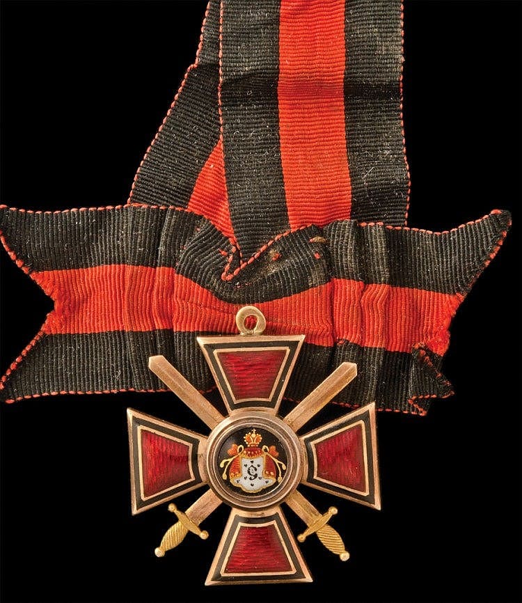 Знак ордена Святого равноапостольного князя Владимира 4-й степени с мечами Генрих Кан.jpg