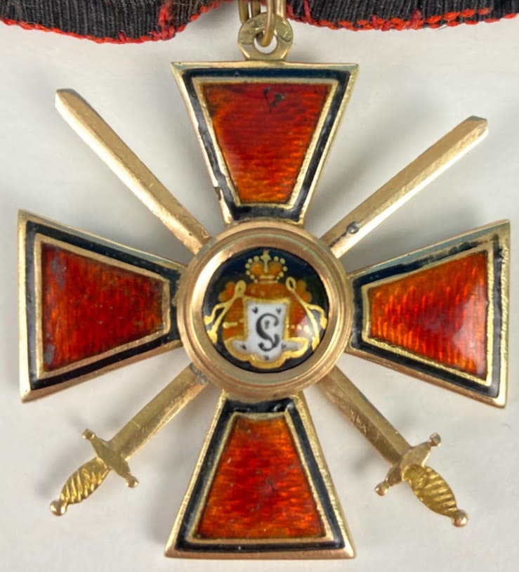 Знак ордена Святого равноапостольного князя Владимира 4-й степени с мечами  ИК.jpg