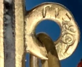 Знак ордена Святого равноапостольного  князя Владимира 4-й степени с мечами ИК.jpg