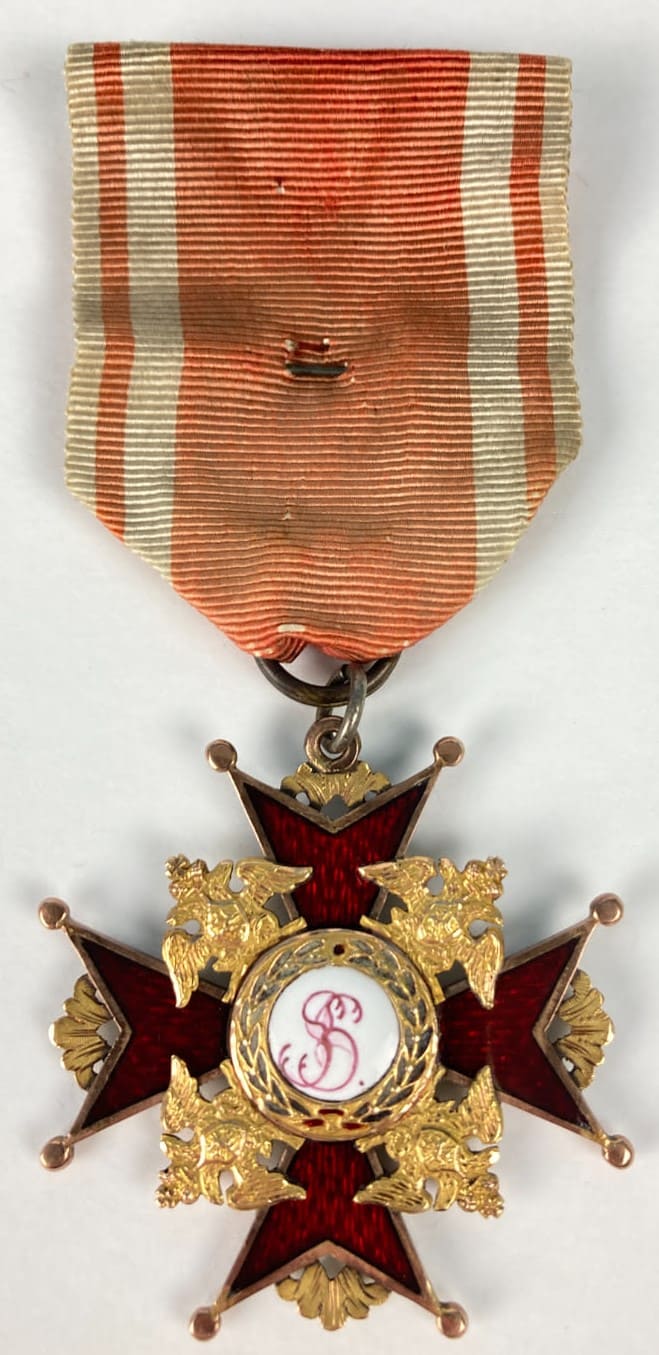 Знак ордена  Святого Станислава 3-й степени французской работы.jpg
