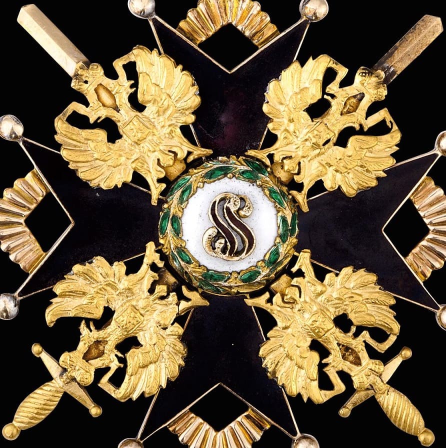 Знак ордена Святого Станислава  II степени с мечами.jpg