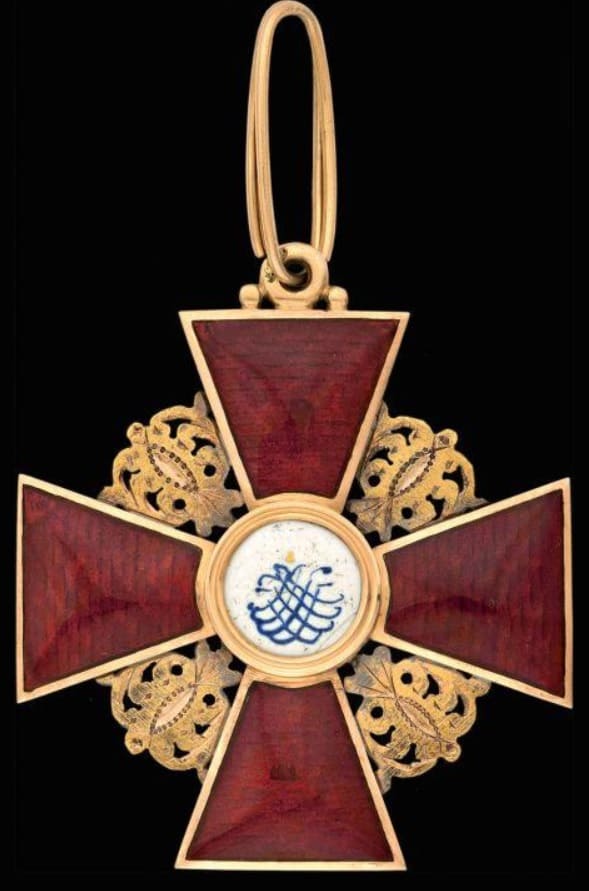 Знак  ордена Святой Анны 2-й степени IK.jpg