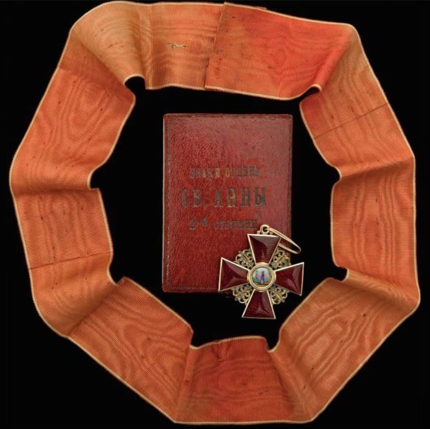 Знак ордена  Святой Анны 2-й степени IK.jpg