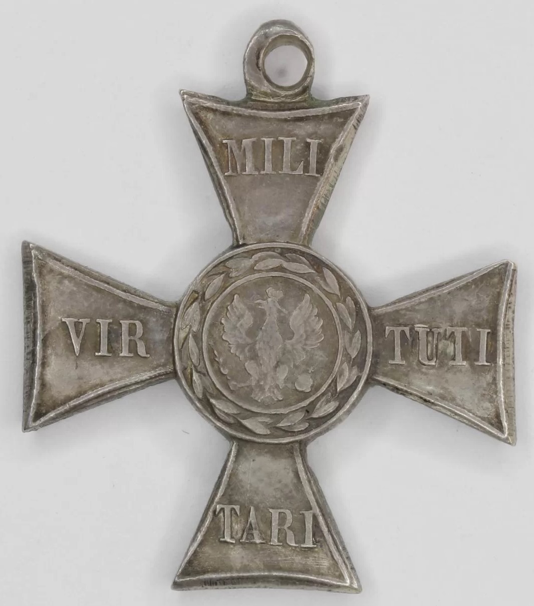 Знак ордена VIRTUTI MILITARI 5-й степени_ГИМ.jpg