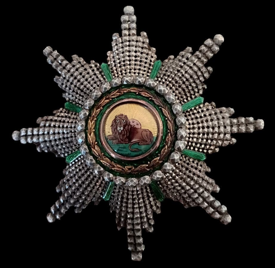 Звезда ордена Льва и Солнца ARND.jpg