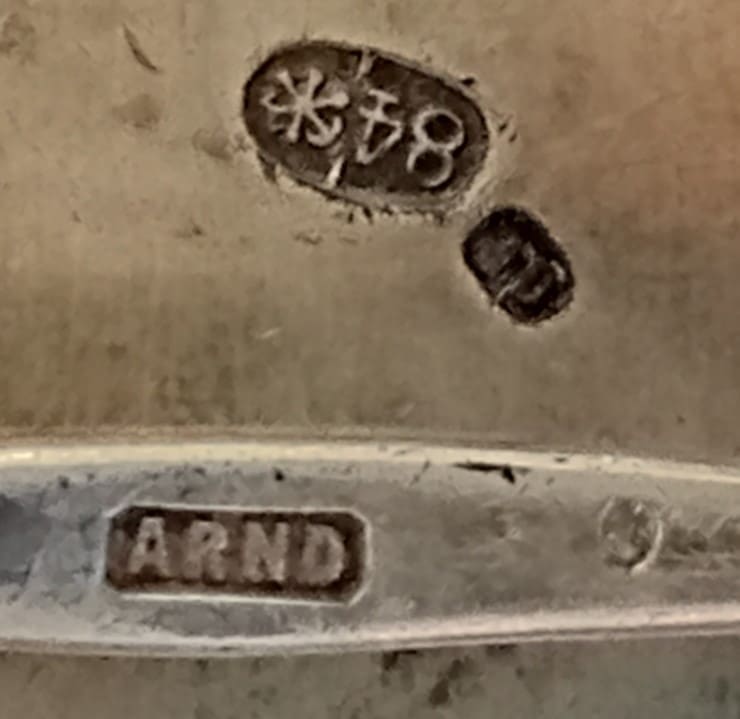 Звезда  ордена  Льва и Солнца ARND.jpg