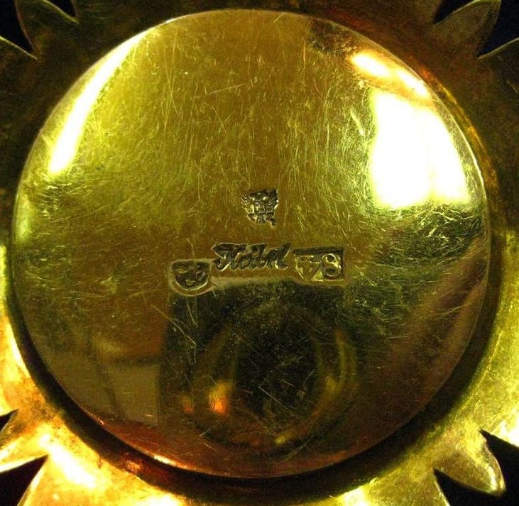 Звезда Ордена Святого Георгия мастерской  Кейбеля.jpg