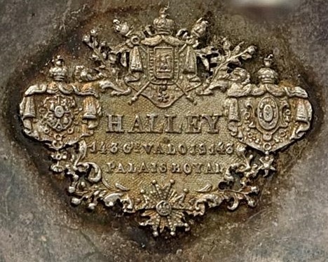 Звезда ордена Святой Анны  производства Halley, Paris.jpg Звезда ордена Святой Анны  производства Halley, Paris.jpg