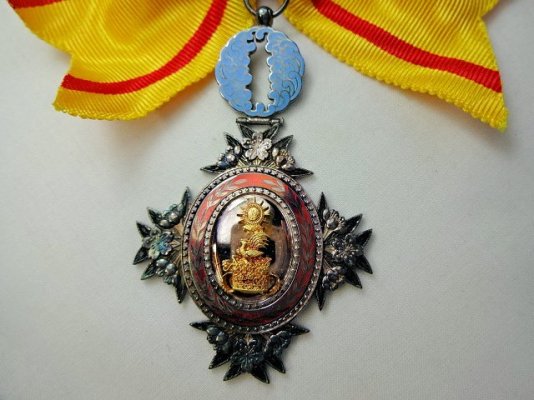 6th Class Orders of the Precious Crown/勲六等宝冠章 | Medals of Asia